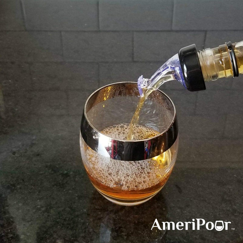 AmeriPour أميري بور - صب مقاس - صب زجاجات الكحول - مزود بقلادة - (10 عبوة) مصنوع 100% في الولايات المتحدة الأمريكية. فوهات بار لا تتسرب - لا تشققات. صب مثالي في كل مرة. رائع للنبيذ! (شفاف، 1 أونصة (30 مل) - 10 عبوة) - Image 4